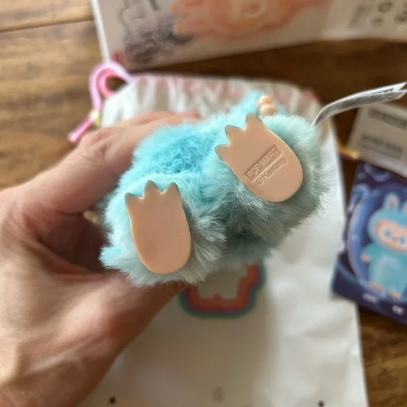 Blue Labubu - Big Into Energy (Hope)
100% Authentic - Picture 4 of 15